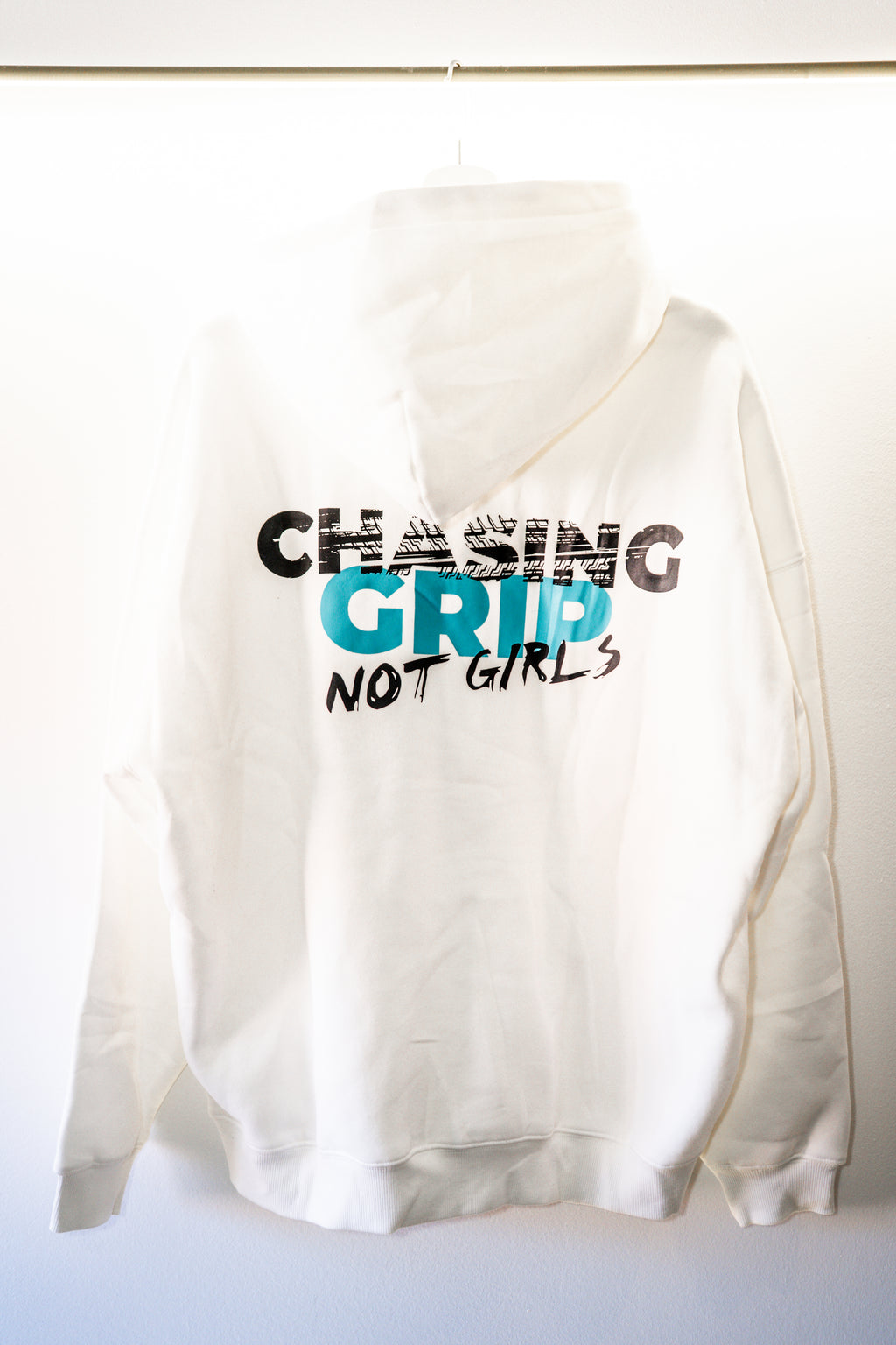 WHITE HODDIE RACELAND
